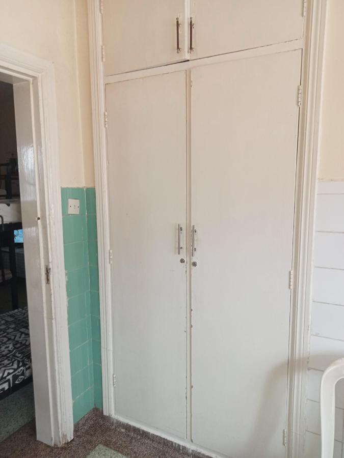Pinkroses Gardens Hostel Найроби Екстериор снимка