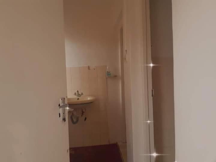 Pinkroses Gardens Hostel Найроби Екстериор снимка