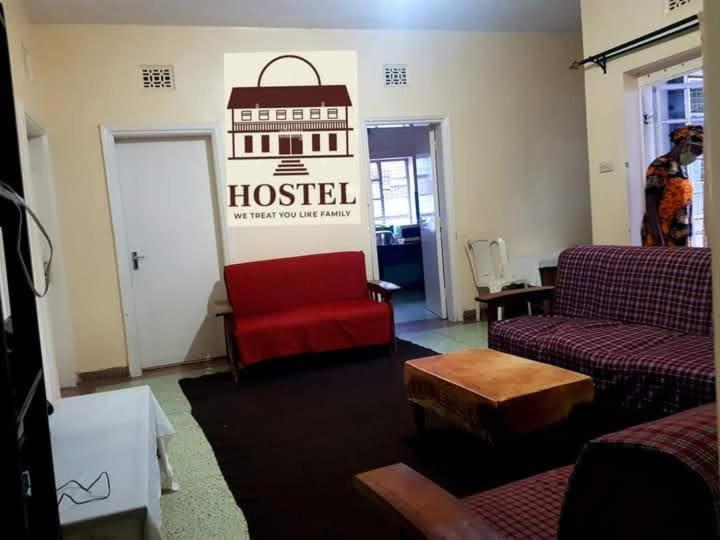 Pinkroses Gardens Hostel Найроби Екстериор снимка